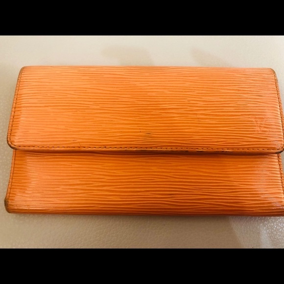 Louis Vuitton Other - Auth LV Orange Epi Wallet